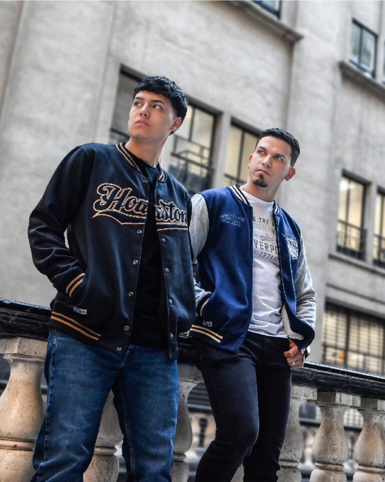polera universitaria portada -